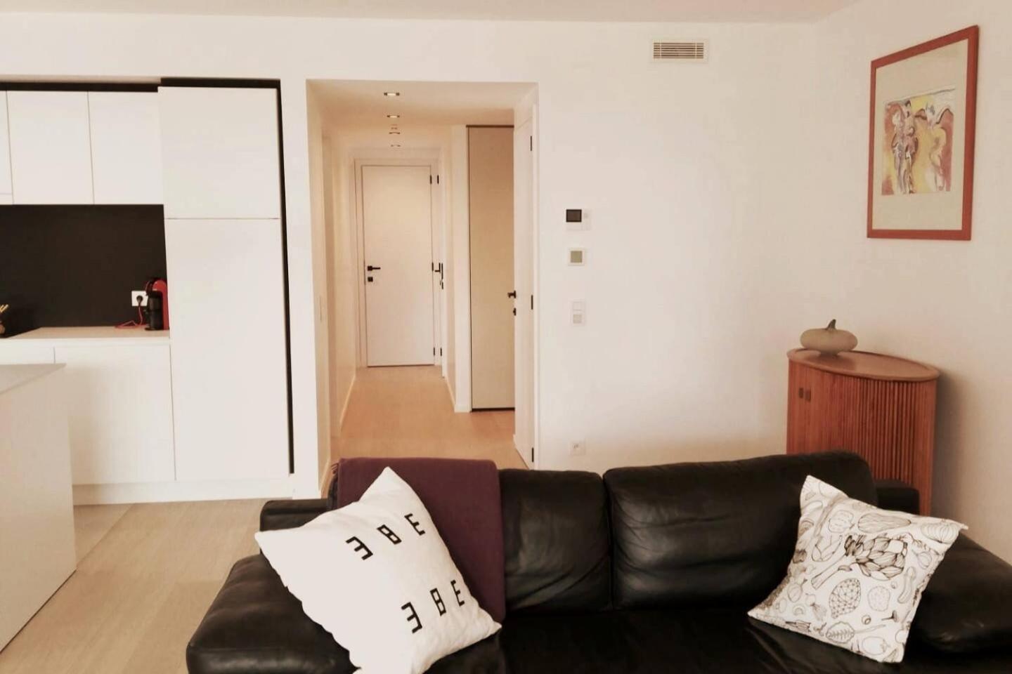 Luxueus & Nieuw 2-slaapkamerappartement Met Garage Oostende